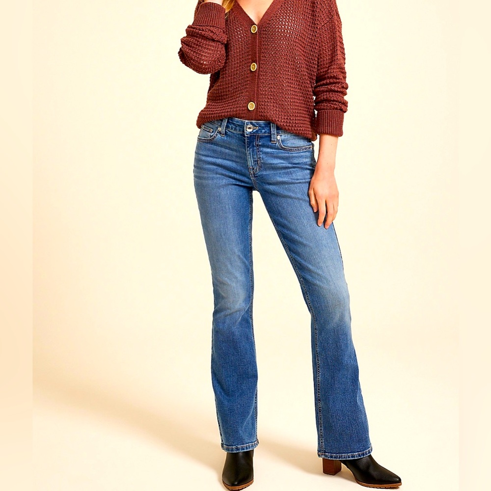 🌵Maurice’s Classic M Flare Women’s MidRise Flare Jeans💙